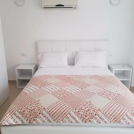 アパート Luxury Duplex Armand Durres *