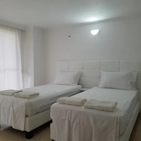Luxury Duplex Armand Durres شقة غوليم
