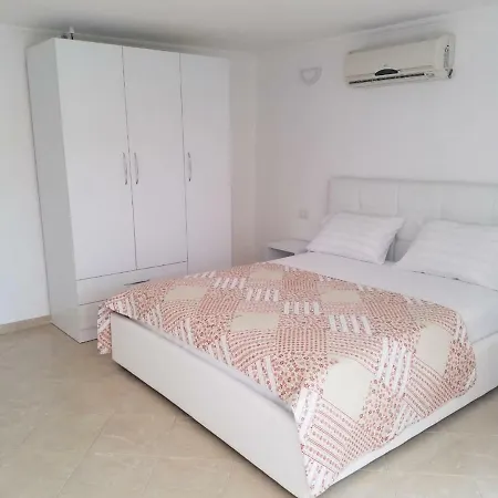 Luxury Duplex Armand Durres Lejlighed *
